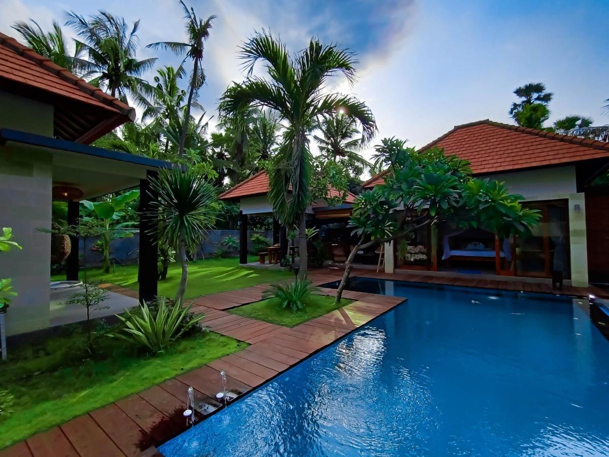 Coco Garden Pool Villas Kubutambahan  Exterior foto