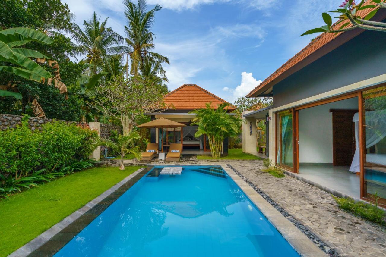 Coco Garden Pool Villas Kubutambahan  Exterior foto