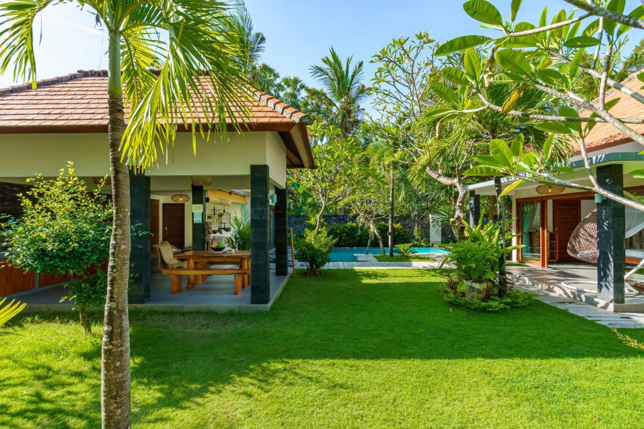 Coco Garden Pool Villas Kubutambahan  Exterior foto